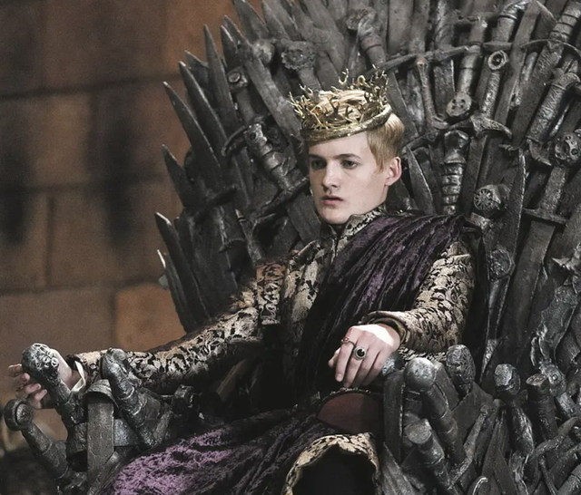 “二丫”沧桑得像40岁，《权力的游戏》热播12年，童星颜值大变样