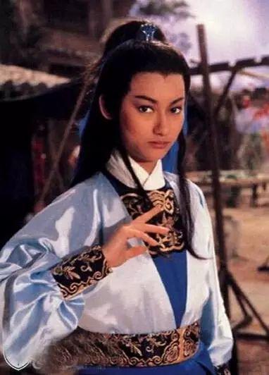 影后惠英红年轻时气质出众,颜值与演技并存