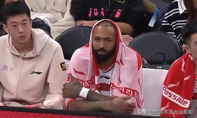 被强虐34分！广东客场81-115上海 徐杰11分4助 李弘权7记3分