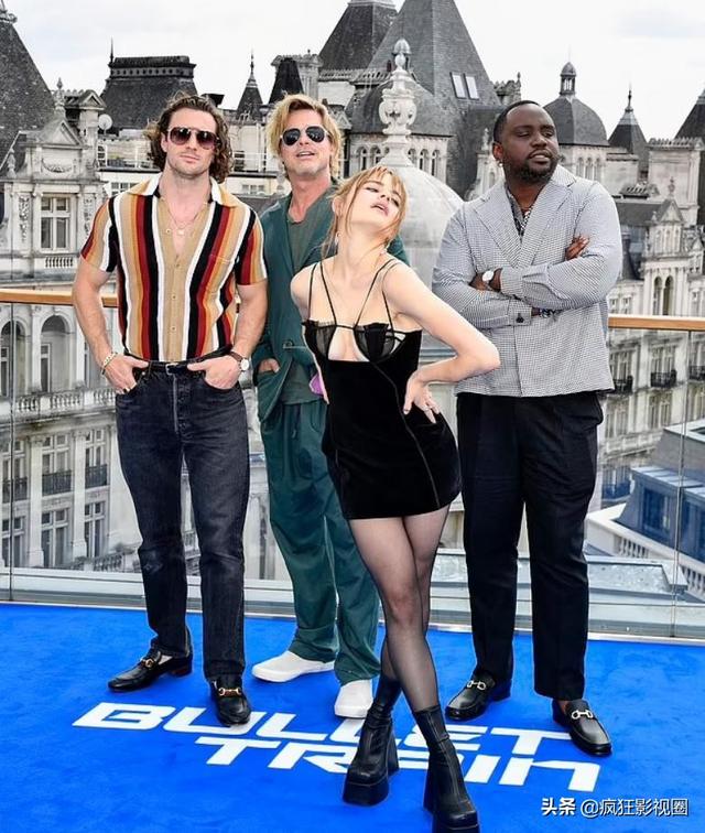 59岁布拉德皮特，和22岁好莱坞女星，拜托，你们不要约会