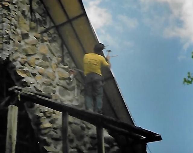 一句玩笑，美国少年用半个世纪，给自己造了一座奇幻城堡!