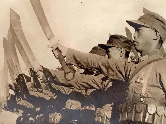 最后的镖王李尧臣,不仅深得慈禧恩宠,建国后还是毛主席的座上宾