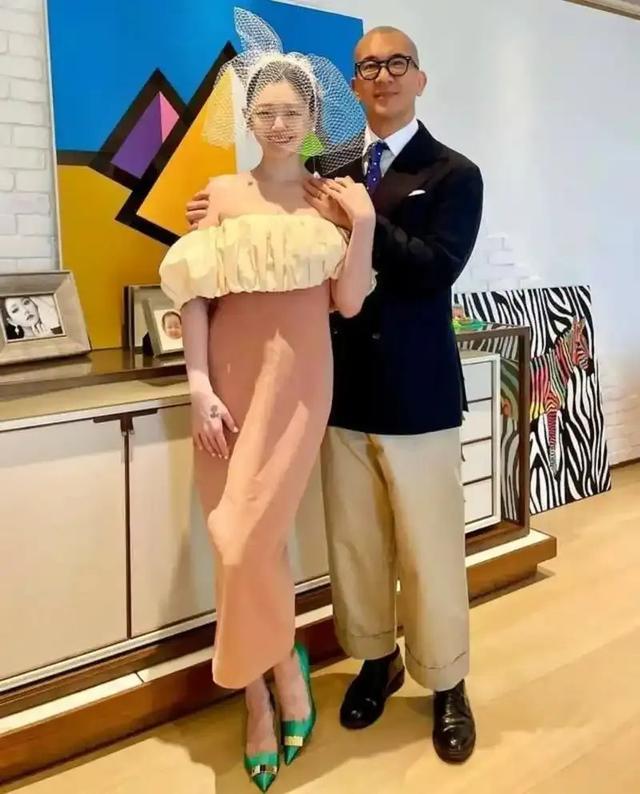 大S去世12天，亲友齐聚家中喝香槟弹琴告别，具俊晔暴瘦12斤