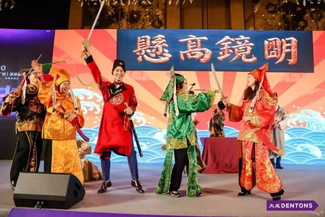 网传最惨年会吃盒饭,太难了!来康康别人家的神仙年会