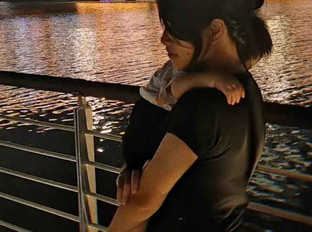 老公说我不是个女人，我笑了，我说他也不是个男人，他生气了！