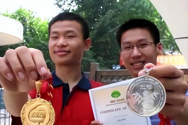 北大的“四大疯人院”中,不只有韦神,还有三位“鬼才”让人佩服