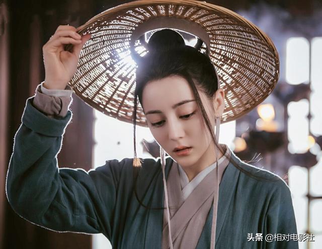 《你是我的荣耀》豆瓣开分6.9,在迪丽热巴作品中属于什么水平?