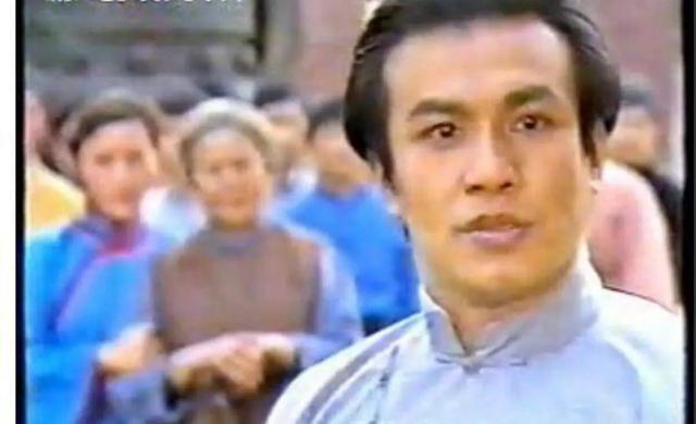 康德第一保镖霍殿阁，脚踢军犬，两根手指打败日本人，最后被气死