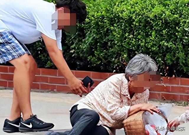 06年彭宇案，说出“不是你撞的干嘛去扶”的法官王浩，被调离法院