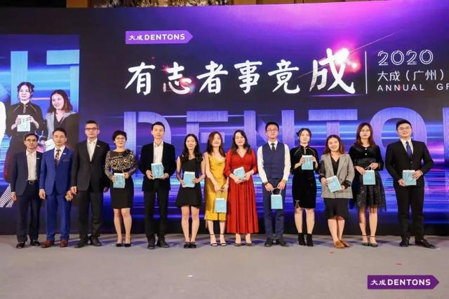 网传最惨年会吃盒饭,太难了!来康康别人家的神仙年会