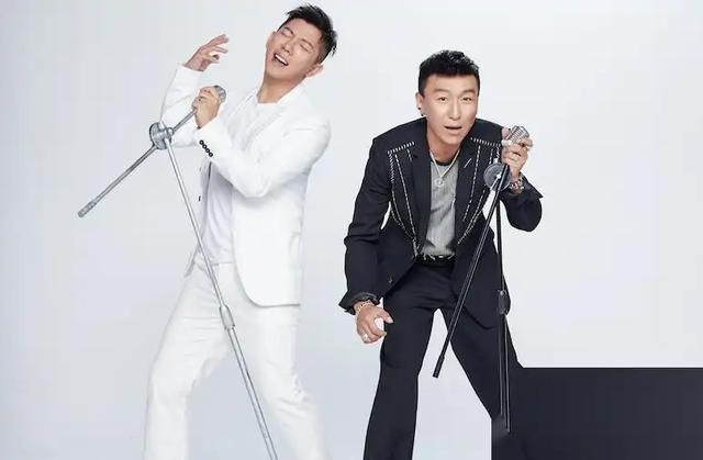 分道扬镳7年后，再看胡海泉、陈羽凡的各自境遇，简直是天差地别