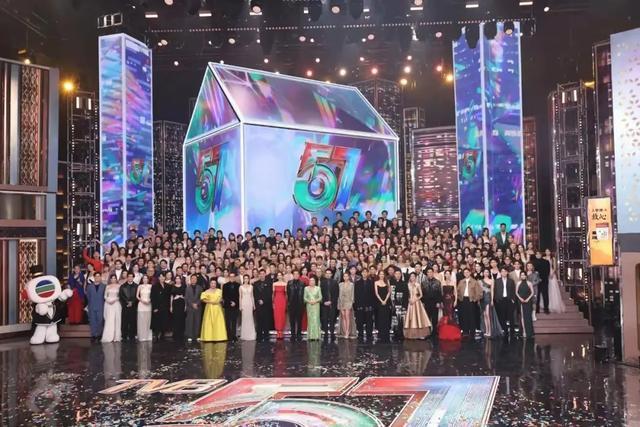 TVB“龙套王”宣布停止追梦，拼命工作直逼郑裕玲，破多项纪录