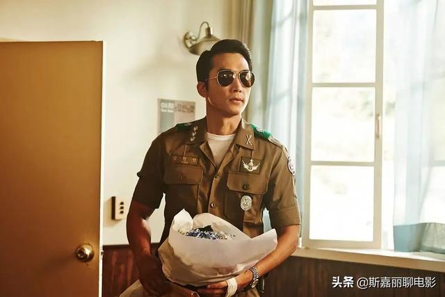 解读宋承宪《人间中毒》:穿了比不穿更性感的车中云雨情