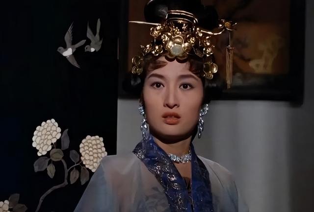 女儿国国王不是谁都能演,有的柔情似水,有的腹黑疯批