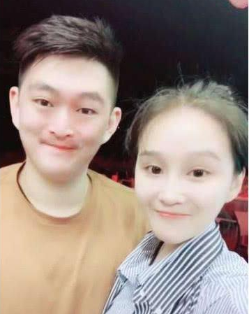 东北小品王赵本山:4个亲生子女,却同父不同命