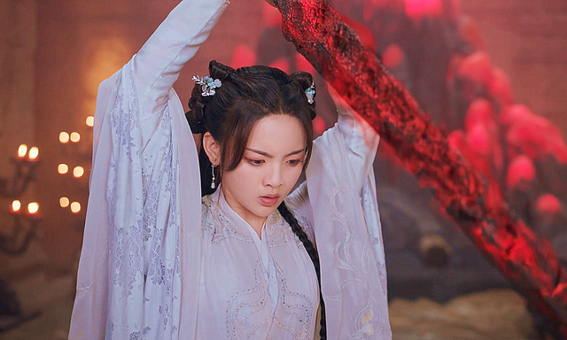 重紫：万劫、卓昊、秦柯为重紫而死，洛音凡不配爱重紫，两次杀她