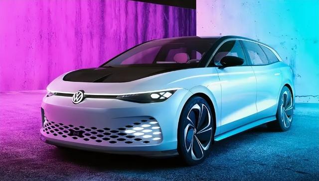 没白等！首批大众ID7实车曝光，凌渡外观，比亚迪内饰，叫板汉EV