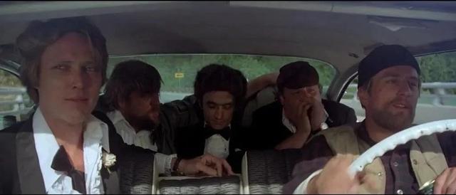 片长3个小时的战争片，我一口气看完，不舍得快进1秒钟