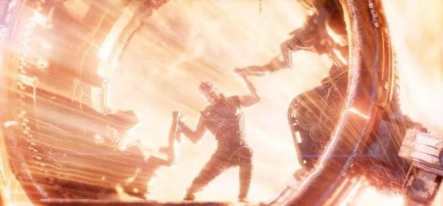 复仇者联盟4钢铁侠死了!为什么是他打响指,雷神不能承受原石之力吗?