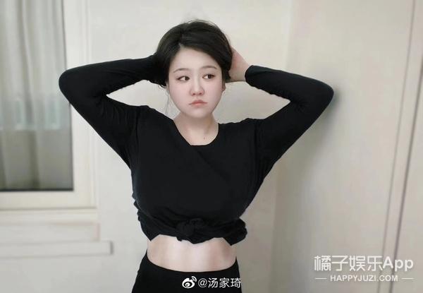 还记得《疯丫头》里的糖糖吗？她现在长这样