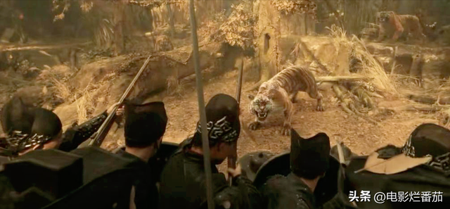 本以为是烂片，上线就夺热度第一，谢苗又把武侠片玩成了爆款