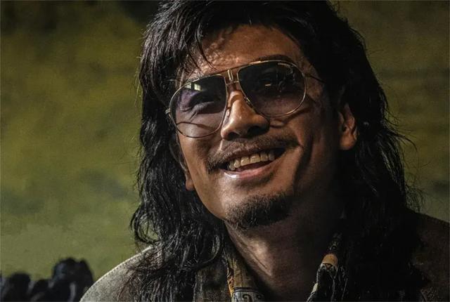 港产大尺度黑帮片，在香港卖了340万，删减10分钟，又来网大骗钱