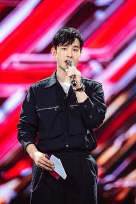 乘风破浪的姐姐3(《乘风破浪的姐姐》第三期上线 黄晓明被指求生欲强)