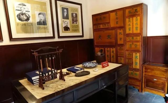 弘一遗字“悲欣交集”,是他对生死的参透,亦是他是否成佛的证明