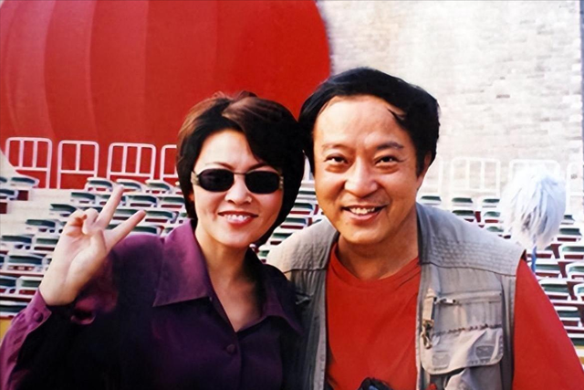 刘肃：她是牛群前妻，50岁提出离婚，不要家庭不要孩子活出自我