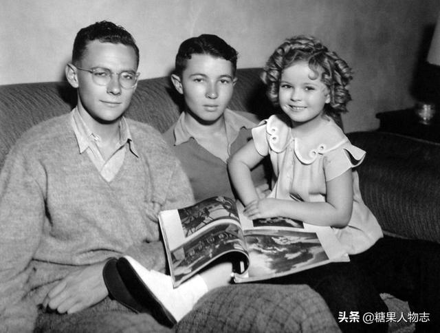 秀兰邓波儿：7岁拿奥斯卡22岁退圈，从资本的宠儿到弃儿，怪谁？