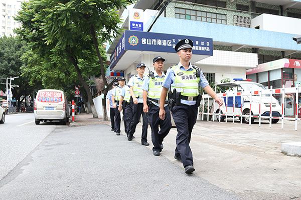 凭着一股“牛劲”当好社区“守护神”