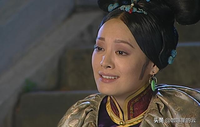 她偏执复仇，也心怀对主子的愧疚，最后的选择，令人不由心生敬意