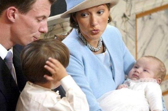 直击丹麦前王妃文雅丽的真容,美艳不可方物?老照片见证玄机