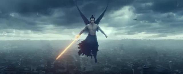 被网暴十年，他赚得盆满钵满