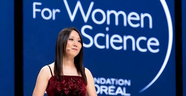 一对985教授夫妻，将女儿培养成顶级科学家，结果她变成了美国人