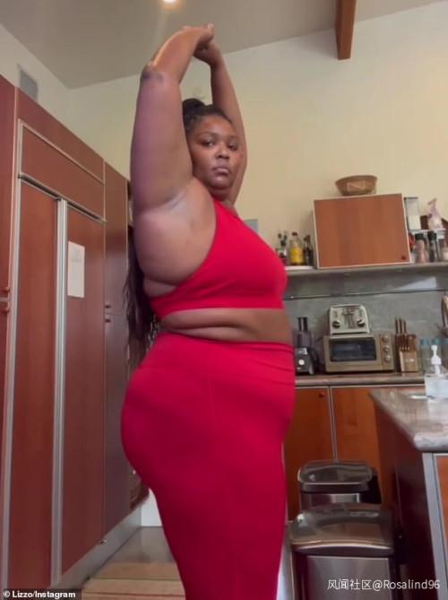 美国“大码”女星节食引争议，网友：你不是提倡包容身体吗？