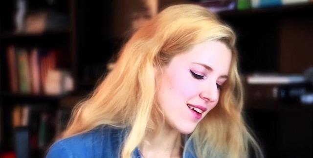 央视最火外籍女星金小鱼,爱上中国小伙却遭抛弃,她如今怎么样了