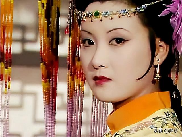 《红楼梦》王熙凤得了下红之症为什么瞒着众人？她26岁病死怪谁？