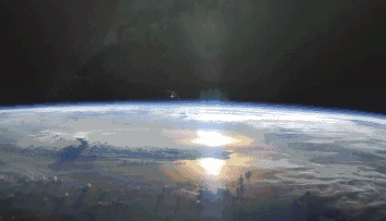 《环太平洋》你们都听过，山寨度极高的《环大西洋》了解一下？