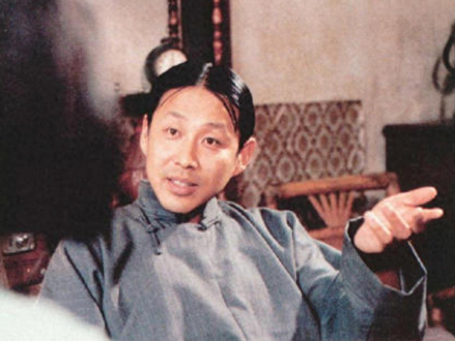 《围城》：年少不懂钱钟书，人到中年才发现，原来自己就是方鸿渐