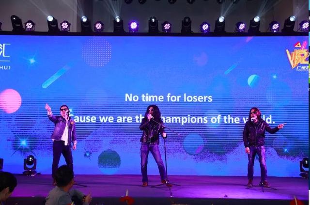 网传最惨年会吃盒饭,太难了!来康康别人家的神仙年会