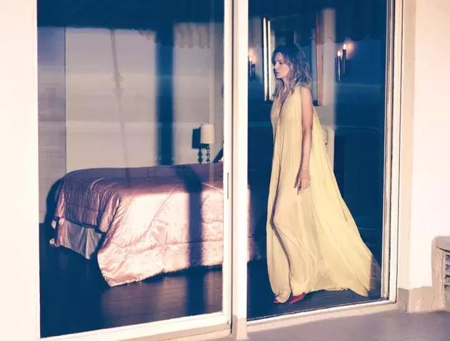 她的美貌让人低估了她的演技|赏色