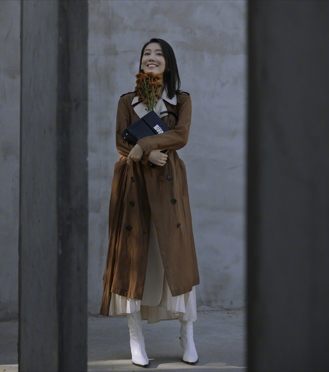 中年翻红！高露的“清醒”，打脸了多少为了上位不顾一切的女明星