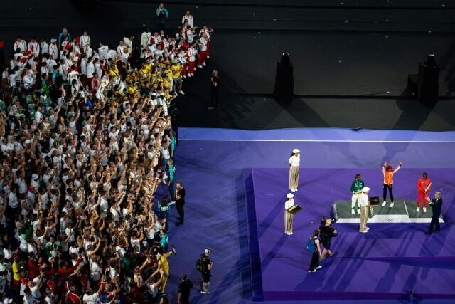 未来舞台上演“星际穿越之旅” 多图回顾巴黎奥运会闭幕式