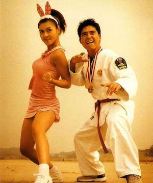 韩国情色片在线(韩国大尺度“三级片”《色即是空》女神河智苑为艺术献身)