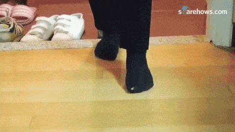 应急丨袜子破洞应急大法，实用率100%（文末有亮点）