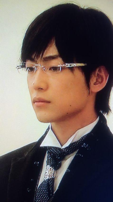 最强渣男！日本男星孕期出轨、隐婚跟女星恋爱，还委屈卖惨