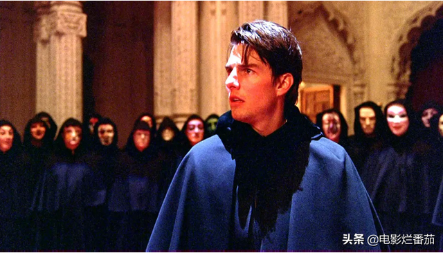 《大开眼戒》：阿汤夫妇在电影公映后离婚，导演在公映前突然死亡