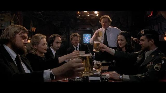 片长3个小时的战争片，我一口气看完，不舍得快进1秒钟