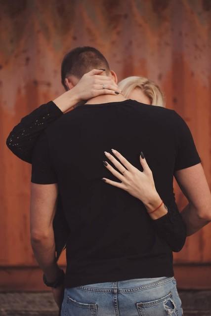 肢体接触的10个甜蜜等级,你到几级了呢?